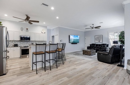 Pelican House | Summer Special, Beautiful Pelican Gulf Access Waterfront Home With Private Pool