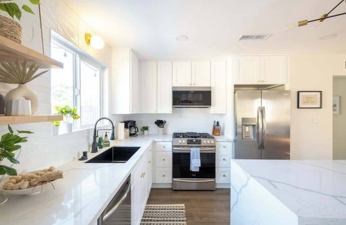 San Carlos House | Sunny & Spacious 3BR Retreat w/Parking & A/C