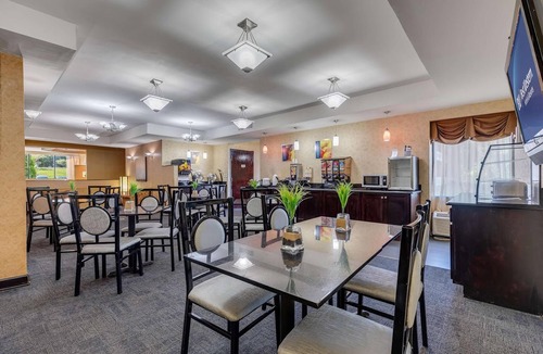 East Forest Hotel | SureStay by Best Western Charlotte Matthews