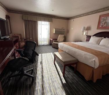 Sunnyvale Hotel | SureStay by Best Western Sunnyvale Silicon Valley