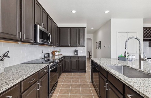 Prosper House | TCH - Spacious 4bd/2.5ba in Prosper with Workspace