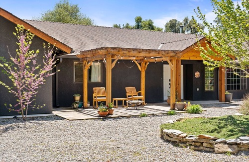 Mariposa Cabin | The Hangout House! Pool Spa BBQ Game Zone