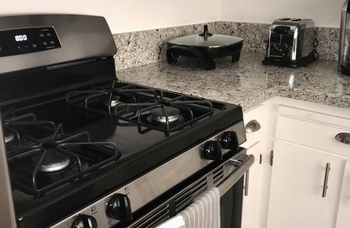Millbrae Apartment | The Landing Stirp - 5min from SFO