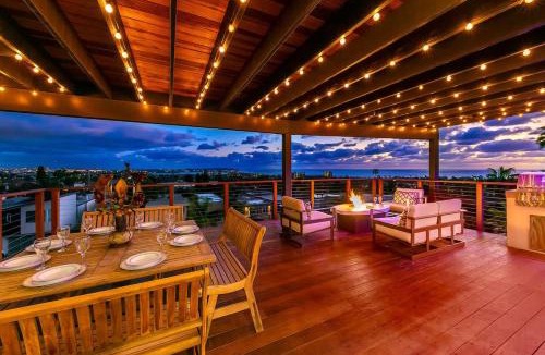 La Jolla Mesa House | The Mermaid House
