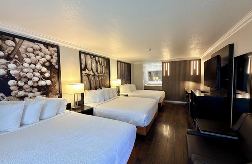 Ukiah Hotel | The Orchard Hotel Ukiah Mendocino County