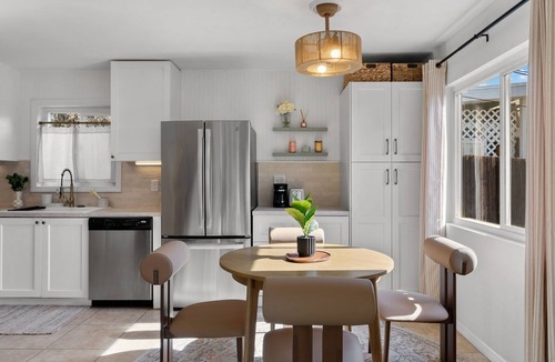 Stockton House | The Palm House by Coastline Vacation Rentals