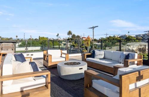 Venice House | The Penmar Retreat - Luxurious resort-style oasis