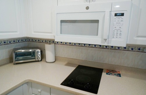 Ortona Park Condo | The Tropics | Spacious 1BR | 12th Floor Views