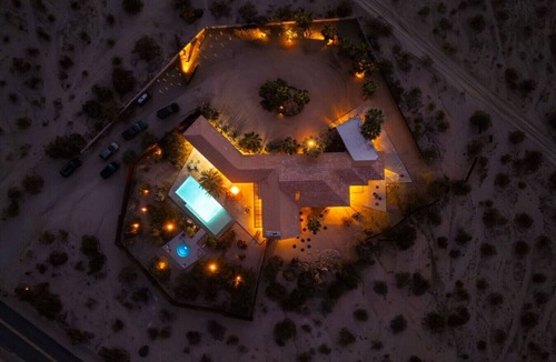 Twentynine Palms House | The Wheelhouse: Mid-Century Art Retreat with Pool