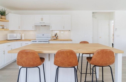 Twentynine Palms House | This house is a 3 bedroom(s), 1 bathrooms, located in Joshua Tree, CA.