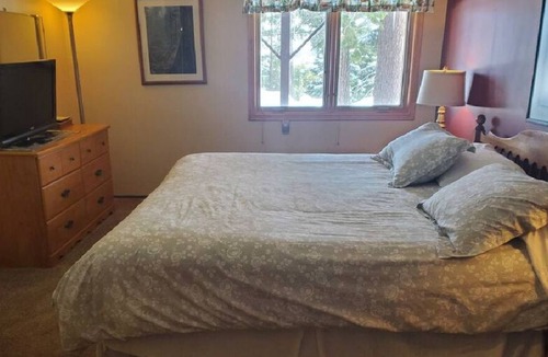 Mammoth Lakes Villa | This is the perfect location for your vacation.