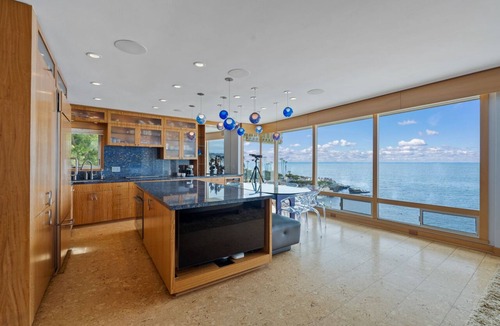 La Jolla Condo | Top-corner Penthouse with captivating views across from the famous La Jolla Cove