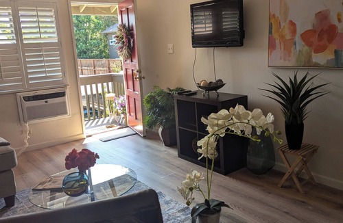 Healdsburg Condo | Tranquil 2-bedroom condo in Healdsburg with AC, WiFi