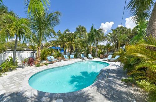 Siesta Key Village Hotel | Tropical Breeze Resort