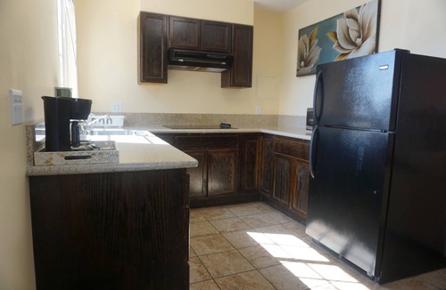 Pico-Union Hotel | Tuscan Garden Inn