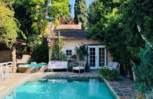 Mar Vista House | Under the Tuscan Sun Cottage in West Los Angeles