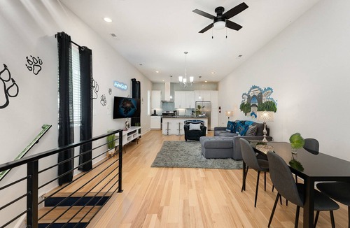 Third Ward House | Unique Uptown Charlotte Oasis | Walk to BOA, Convention Center, & Uptown Attractions | Pet Friendly!