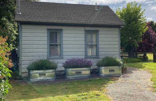 Boonville House | Updated Vintage Farmhouse - walking distance to stores, dining & wine tasting