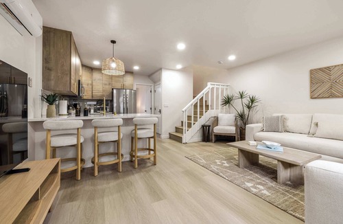 Crown Point House | Upscale 3BR Coastal Retreat Hot Tub Walk to Ba