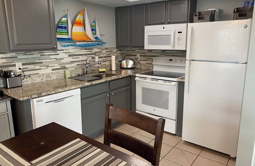 Venice Villa | Venice Island - Available March 1 2025 - Fully Furnished - 2 month minimum