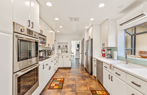 Tahquitz River Estates House | Very Spacious Midcentury Marvel with Great Location and Views