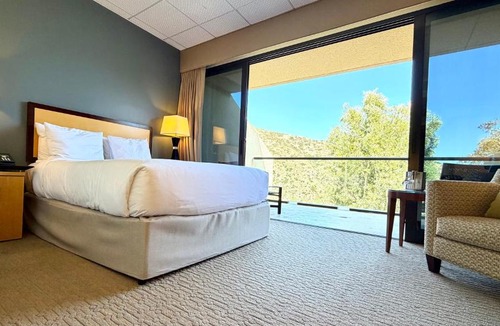 Malibu Hotel | Villa Graziadio Executive Center at Pepperdine University