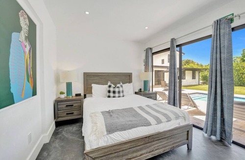 Hollywood Hills House | Villa Ravena, Private 8BR Paradise with Heated Pool