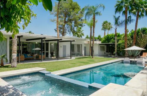 Twin Palms Villa | Villa Turner Deer Camp