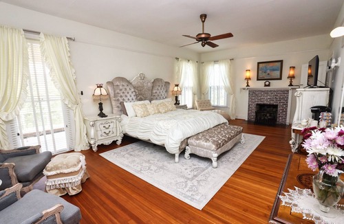 San Jacinto Bed & Breakfast | Virginia Point Inn - Galveston