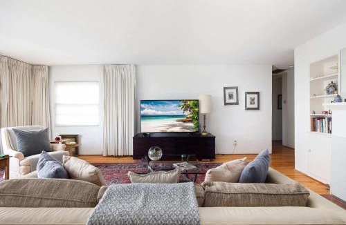 Sunset Cliffs House | Water & Downtown Views Close to beach Villa