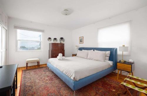 Sunset Cliffs House | Water & Downtown Views Close to beach Villa