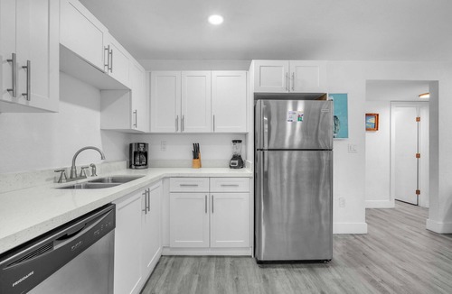 East Little Havana Apartment | West Brickell #1 2BR | Close to Brickell & Wynwood