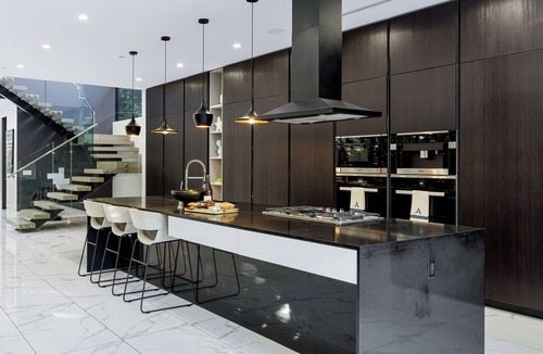 Melrose House | West Hollywood Gem w/Pool, Hot Tub & Fire Pit Near Melrose Ave