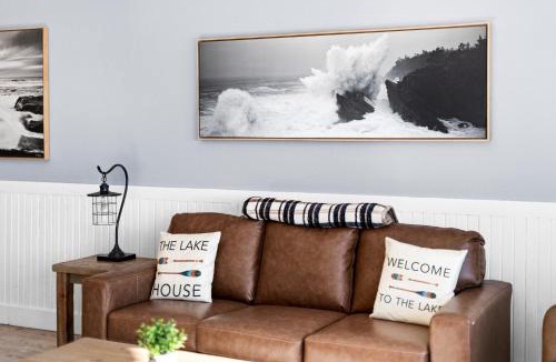 Two Harbors Apartment | Whispering Pines Lake Views King Suite, 2 Queen Beds, Kitchen and Heated Pools