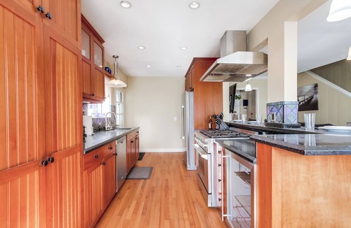 Mission Beach House | Your 3-Bedroom Coastal Escape Awaits