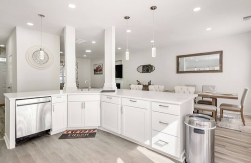 Harwood Lane House | Your family retreat in Charlotte (pet friendly)!