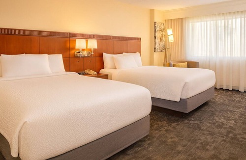 University Place Hotel | Your Home Away From Home! 4 Convenient Units, Pets Allowed!