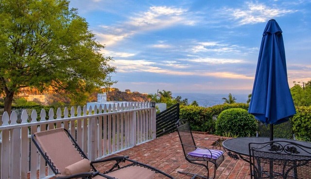 ৎ୭Sunset Retreat `Villa Bella` w/View &Hot tubৎ୭