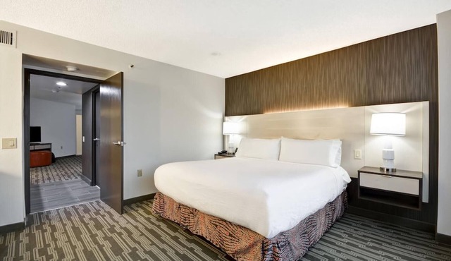 2 Connecting Suites at a Hotel