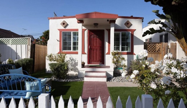 3blocks2beach, Free Parking, A/C, Fast Wifi