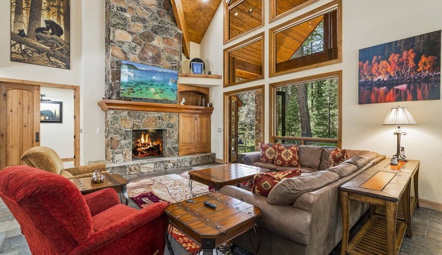 5BR Incline Village Retreat | Hot Tub & Mountain Views