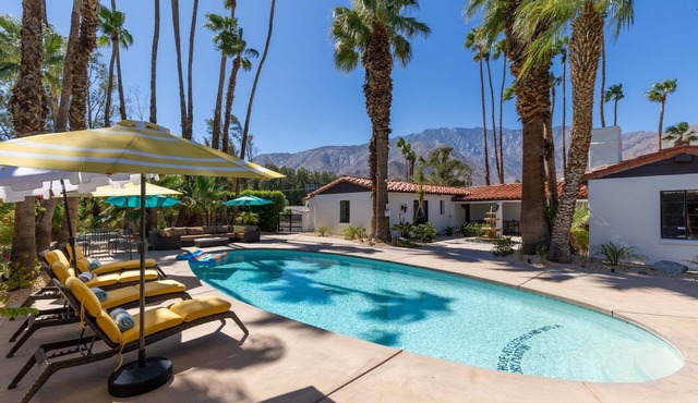 77 Palms – Luxe Spanish Estate w/Pool