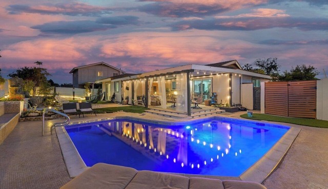 Amazing San Diego Oasis -Heated Pool, Spa, Sauna!