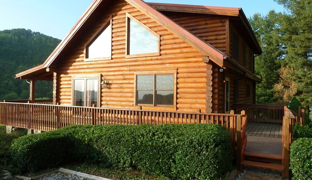 Asheville Mountain Log Cabin