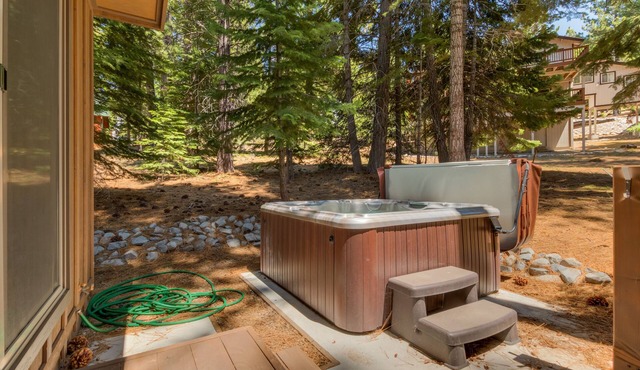 Available for Celebrity Golf Tahoe at its finest, AC, EV charger, hot tub
