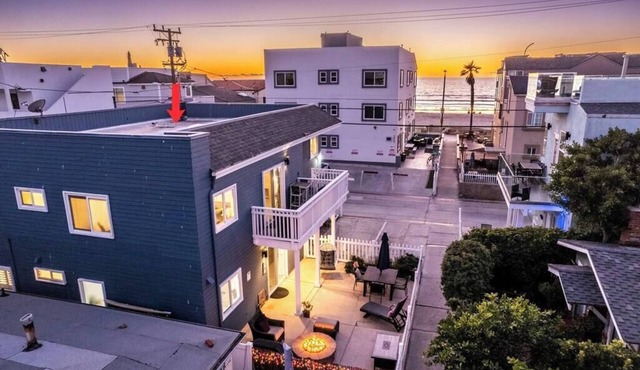 Beach Villa w/Views, Patio Firepit, AC, Parking - Steps to Beach