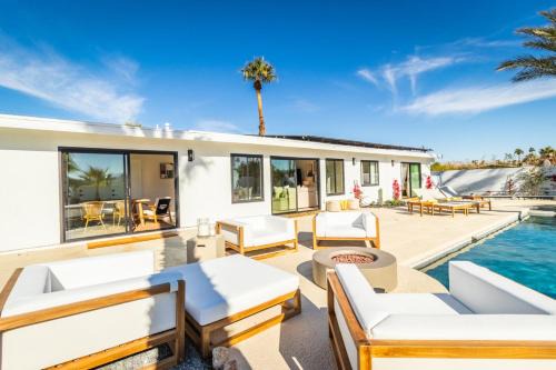 Beautiful villa with private pool