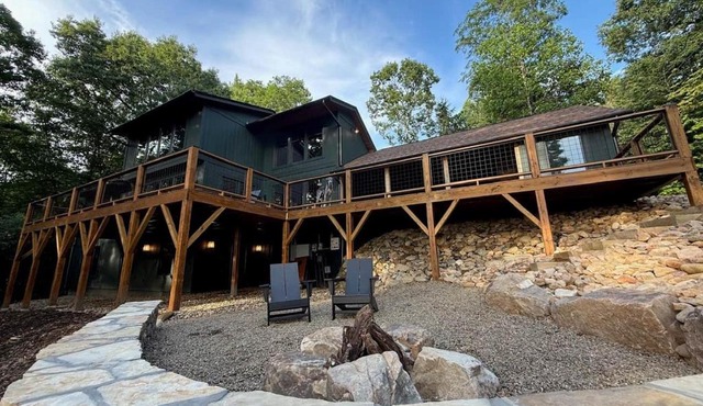 Camp Shady Pines | Luxury Blue Ridge Mountain Retreat