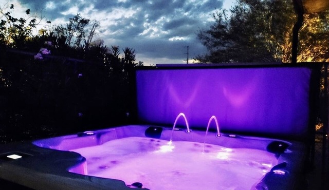 Casa De Amigos | 2 Acres, Spa, Game Room & Joshua Tree National Park!