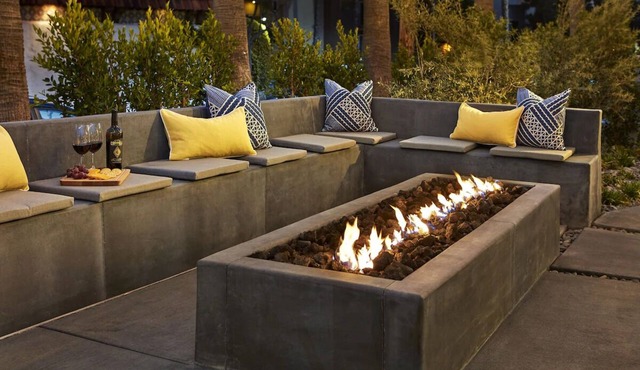 Charming Coastal Suite in Prime La Jolla Location | Free Parking